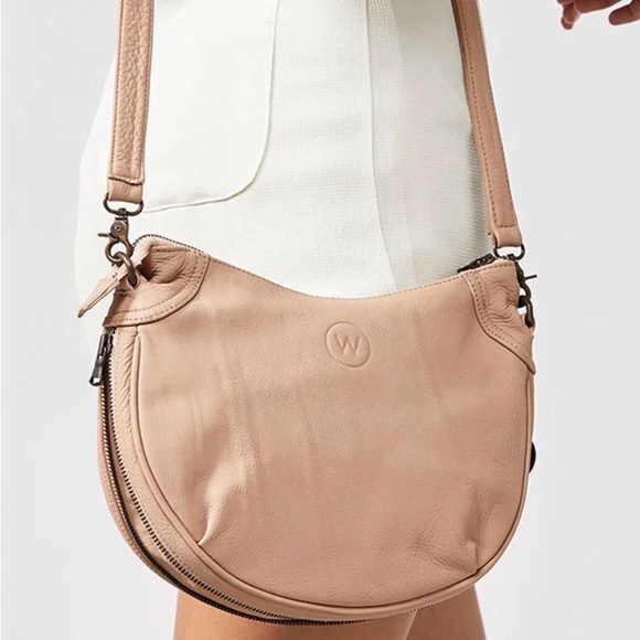 Wanderers Travel Co Handbags - Wanderers Santorini Crossbody Leather Bag